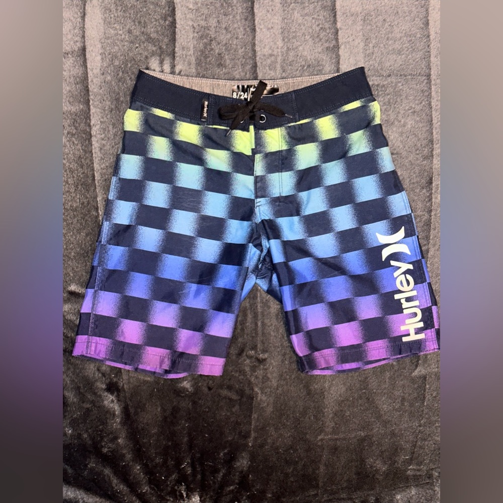 HURLEY //  Boy's Checkered Boardshorts (Big Kids) Midnight Navy